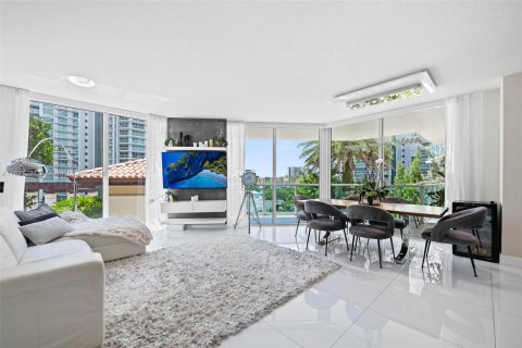 Condominio en venta en Sunny Isles Beach, Florida, 3 dormitorios, 138.61 m2 № 1321095 - foto 7