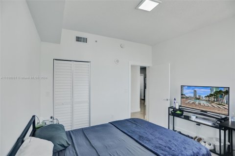 Condo in Miami, Florida, 3 bedrooms  № 1321094 - photo 21