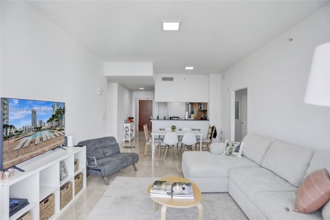 Copropriété à vendre à Miami, Floride: 3 chambres, 130.99 m2 № 1321094 - photo 11