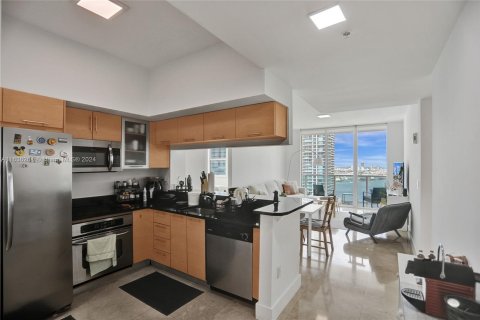 Condo in Miami, Florida, 3 bedrooms  № 1321094 - photo 3