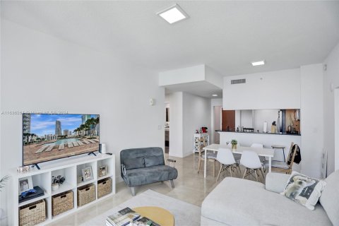 Condo in Miami, Florida, 3 bedrooms  № 1321094 - photo 10