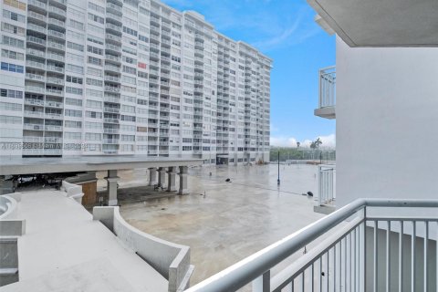 Condominio en venta en Aventura, Florida, 2 dormitorios № 1315716 - foto 26