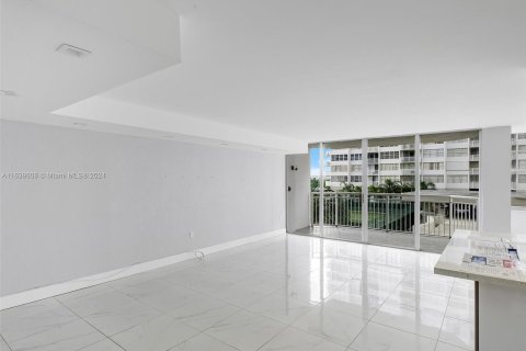 Copropriété à vendre à Aventura, Floride: 2 chambres № 1315716 - photo 3