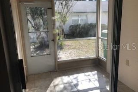 Condominio en venta en DeLand, Florida, 2 dormitorios, 90.95 m2 № 1265918 - foto 3