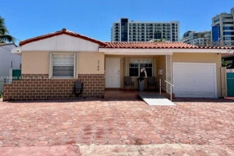 Propiedad comercial en venta en Miami, Florida № 1366981 - foto 1