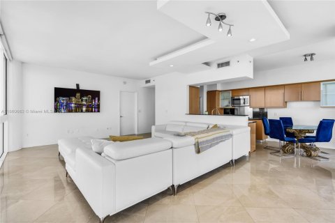 Copropriété à louer à Miami Beach, Floride: 2 chambres, 122.82 m2 № 1366980 - photo 14