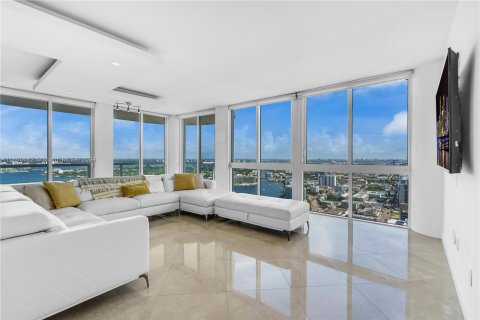 Copropriété à louer à Miami Beach, Floride: 2 chambres, 122.82 m2 № 1366980 - photo 11