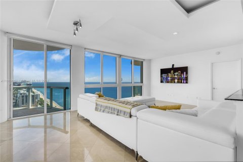 Copropriété à louer à Miami Beach, Floride: 2 chambres, 122.82 m2 № 1366980 - photo 15