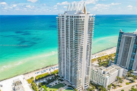 Condominio en alquiler en Miami Beach, Florida, 2 dormitorios, 122.82 m2 № 1366980 - foto 5