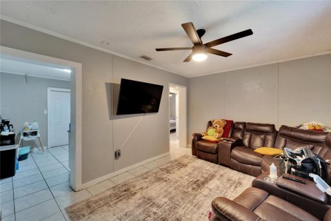 Casa en venta en Tampa, Florida, 3 dormitorios, 84.73 m2 № 1371019 - foto 2