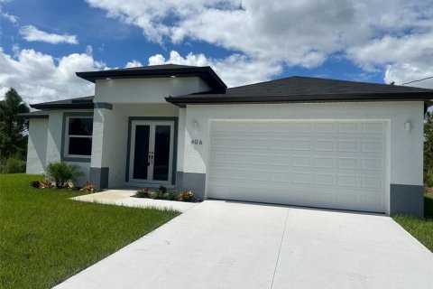 Casa en venta en Lehigh Acres, Florida, 3 dormitorios, 152.17 m2 № 1401089 - foto 2