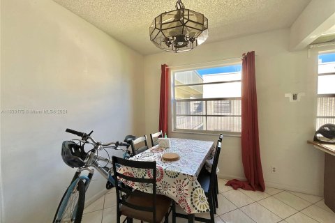 Copropriété à vendre à Delray Beach, Floride: 2 chambres, 84.26 m2 № 1311142 - photo 11