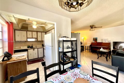 Copropriété à vendre à Delray Beach, Floride: 2 chambres, 84.26 m2 № 1311142 - photo 6