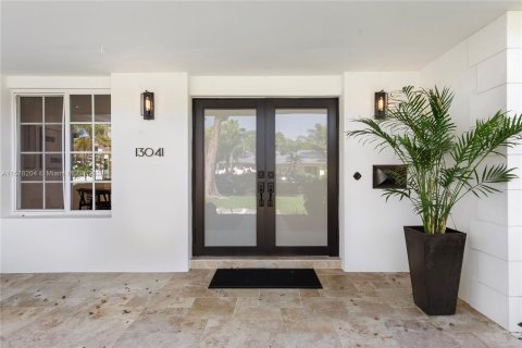 Villa ou maison à vendre à Pinecrest, Floride: 3 chambres, 173.82 m2 № 1155112 - photo 27