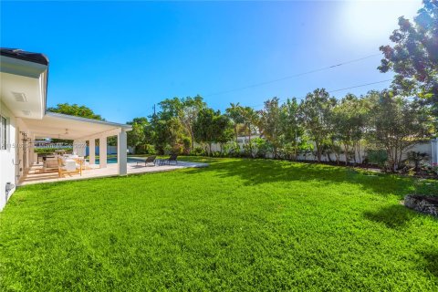 Villa ou maison à vendre à Pinecrest, Floride: 3 chambres, 173.82 m2 № 1155112 - photo 8