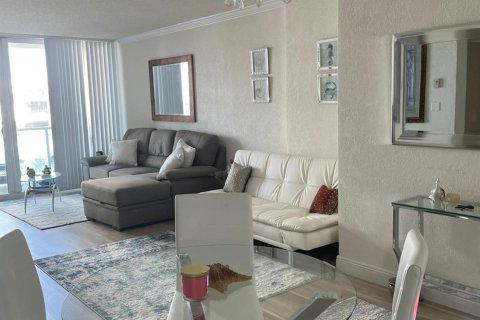 Condominio en venta en Hollywood, Florida, 1 dormitorio, 69.21 m2 № 874400 - foto 16