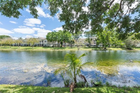 Casa en venta en Parkland, Florida, 4 dormitorios, 235.23 m2 № 1103249 - foto 21