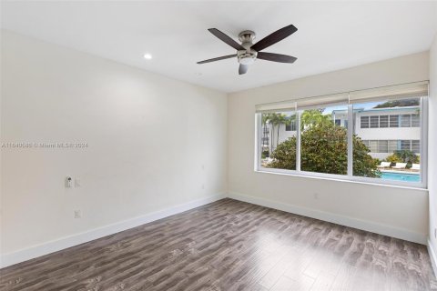 Copropriété à vendre à Miami Beach, Floride: 1 chambre, 69.68 m2 № 1316369 - photo 9