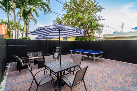 Immobilier commercial à vendre à Miami, Floride: 422.33 m2 № 1176323 - photo 18