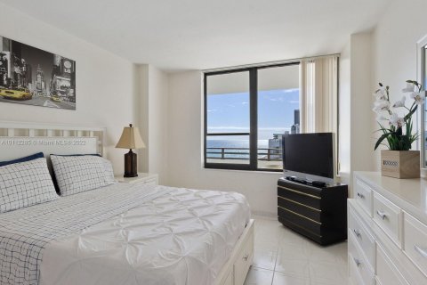 Condominio en alquiler en Hollywood, Florida, 2 dormitorios, 124.49 m2 № 7054 - foto 14