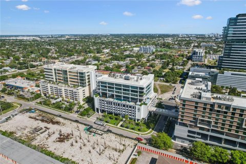 Commercial property in Aventura, Florida № 1102414 - photo 21