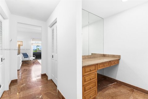 Copropriété à vendre à Miami Beach, Floride: 3 chambres, 254.92 m2 № 1102513 - photo 27