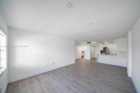 Copropriété à vendre à Miami Beach, Floride: 1 chambre, 73.58 m2 № 1399945 - photo 7