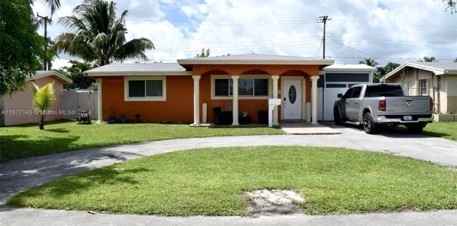 Casa en Miramar, Florida 4 dormitorios, 143.81 m2 № 1176147