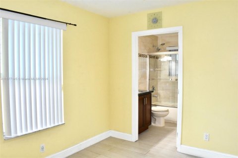 Casa en venta en Miramar, Florida, 4 dormitorios, 143.81 m2 № 1176147 - foto 23