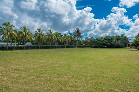 Terreno en venta en Miami, Florida № 1318816 - foto 3