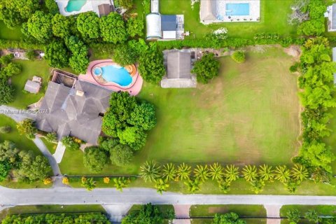 Terreno en venta en Miami, Florida № 1318816 - foto 4