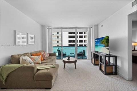 Copropriété à vendre à Hollywood, Floride: 1 chambre, 84.08 m2 № 1269070 - photo 2