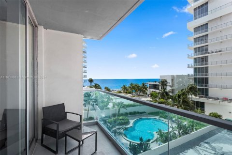 Copropriété à vendre à Hollywood, Floride: 1 chambre, 84.08 m2 № 1269070 - photo 15