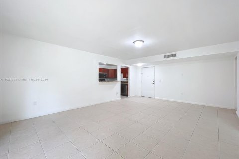 Copropriété à vendre à Lauderhill, Floride: 1 chambre, 65.96 m2 № 1269131 - photo 13