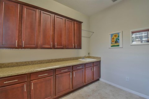 Casa en venta en Ocala, Florida, 2 dormitorios, 199.37 m2 № 912588 - foto 26