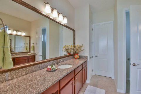 Casa en venta en Ocala, Florida, 2 dormitorios, 199.37 m2 № 912588 - foto 21