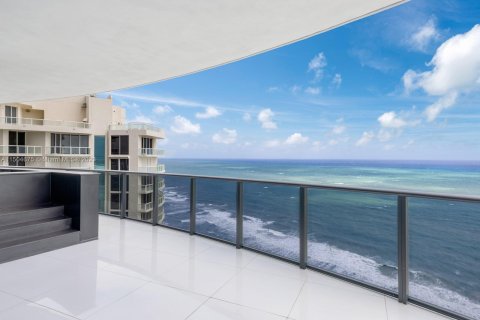 Condo in Sunny Isles Beach, Florida, 3 bedrooms  № 912587 - photo 25