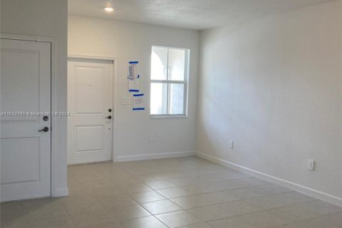 Townhouse in Miami, Florida 3 bedrooms, 133.97 sq.m. № 1293292 - photo 1