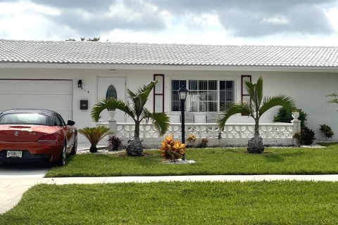 Villa ou maison à vendre à Boynton Beach, Floride: 2 chambres, 141.58 m2 № 723542 - photo 15