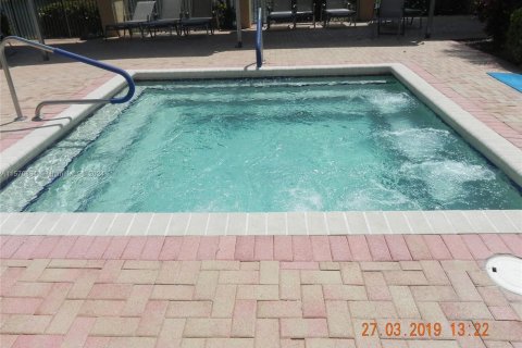 Condominio en venta en Tamarac, Florida, 3 dormitorios, 217.58 m2 № 1145694 - foto 25