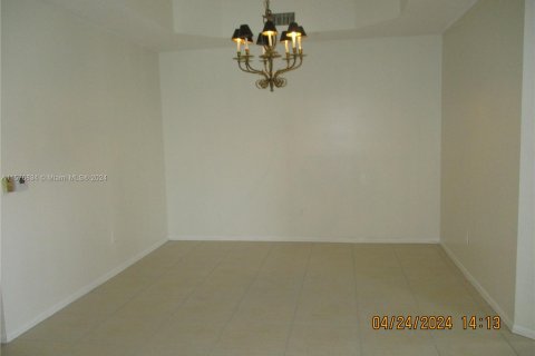 Condominio en venta en Tamarac, Florida, 3 dormitorios, 217.58 m2 № 1145694 - foto 3