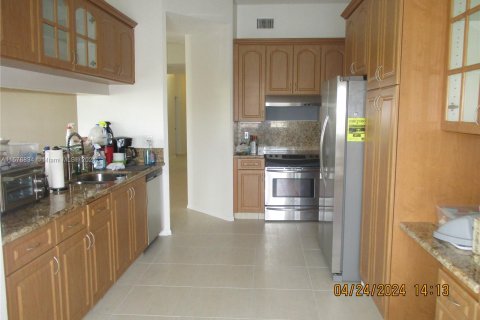 Condominio en venta en Tamarac, Florida, 3 dormitorios, 217.58 m2 № 1145694 - foto 4