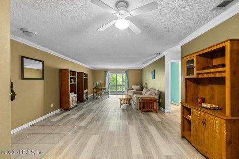 Copropriété à vendre à Jacksonville, Floride: 2 chambres, 121.7 m2 № 767488 - photo 9