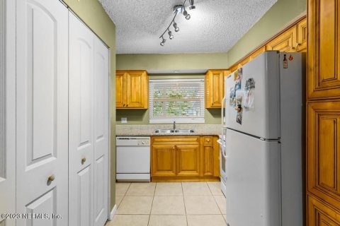 Copropriété à vendre à Jacksonville, Floride: 2 chambres, 121.7 m2 № 767488 - photo 6