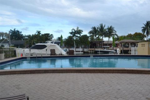 Купить кондоминиум в Норт-Майами, Флорида 1 спальня, 74.88м2, № 409781 - фото 19