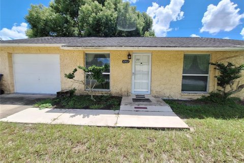 Villa ou maison à vendre à New Port Richey, Floride: 2 chambres, 72 m2 № 1366421 - photo 1