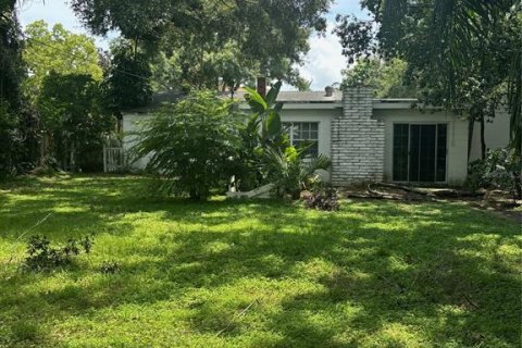 House in Tampa, Florida 2 bedrooms, 154.5 sq.m. № 1312573 - photo 9