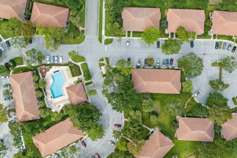 Condominio en venta en Palm Beach Gardens, Florida, 2 dormitorios, 109.62 m2 № 1118097 - foto 8
