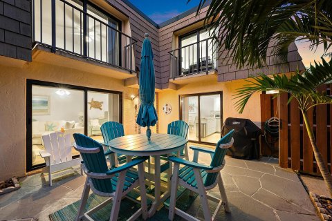 Townhouse in Jupiter, Florida 2 bedrooms, 119.66 sq.m. № 1118061 - photo 7