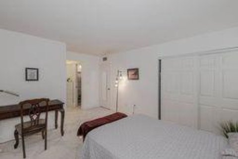 Condo in Lauderdale-by-the-Sea, Florida, 2 bedrooms  № 1229183 - photo 17